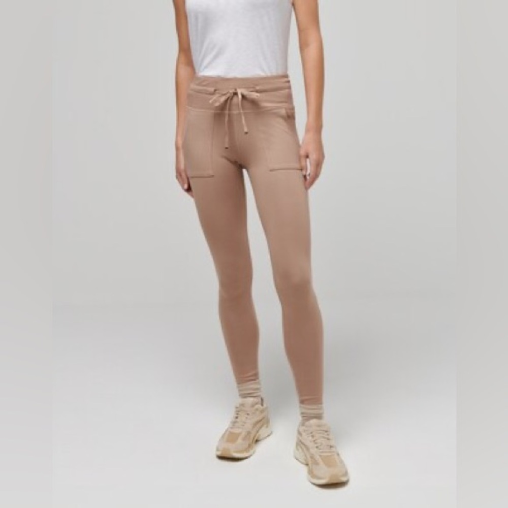 NWT | Travis Mathew | Friday Ponte Pocket Legging in Natural | Sz S